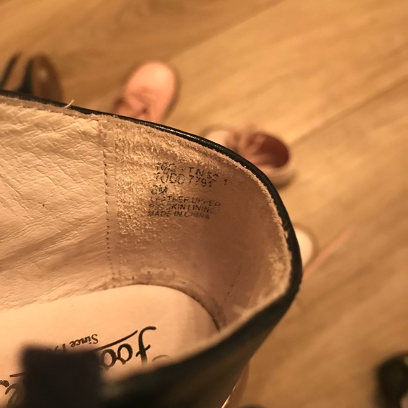 3 pairs of FootMates girls shoes (sold separately) - Picture 7 of 8